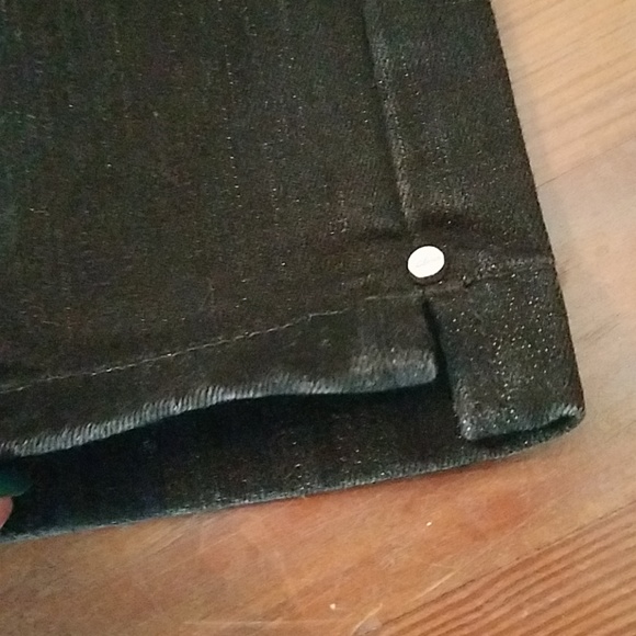 WHBM Black Cropped Jeans - Picture 6 of 7